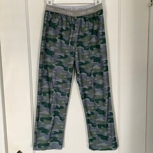 🌹2 for $15🌹 Calvin Klein boys size 6